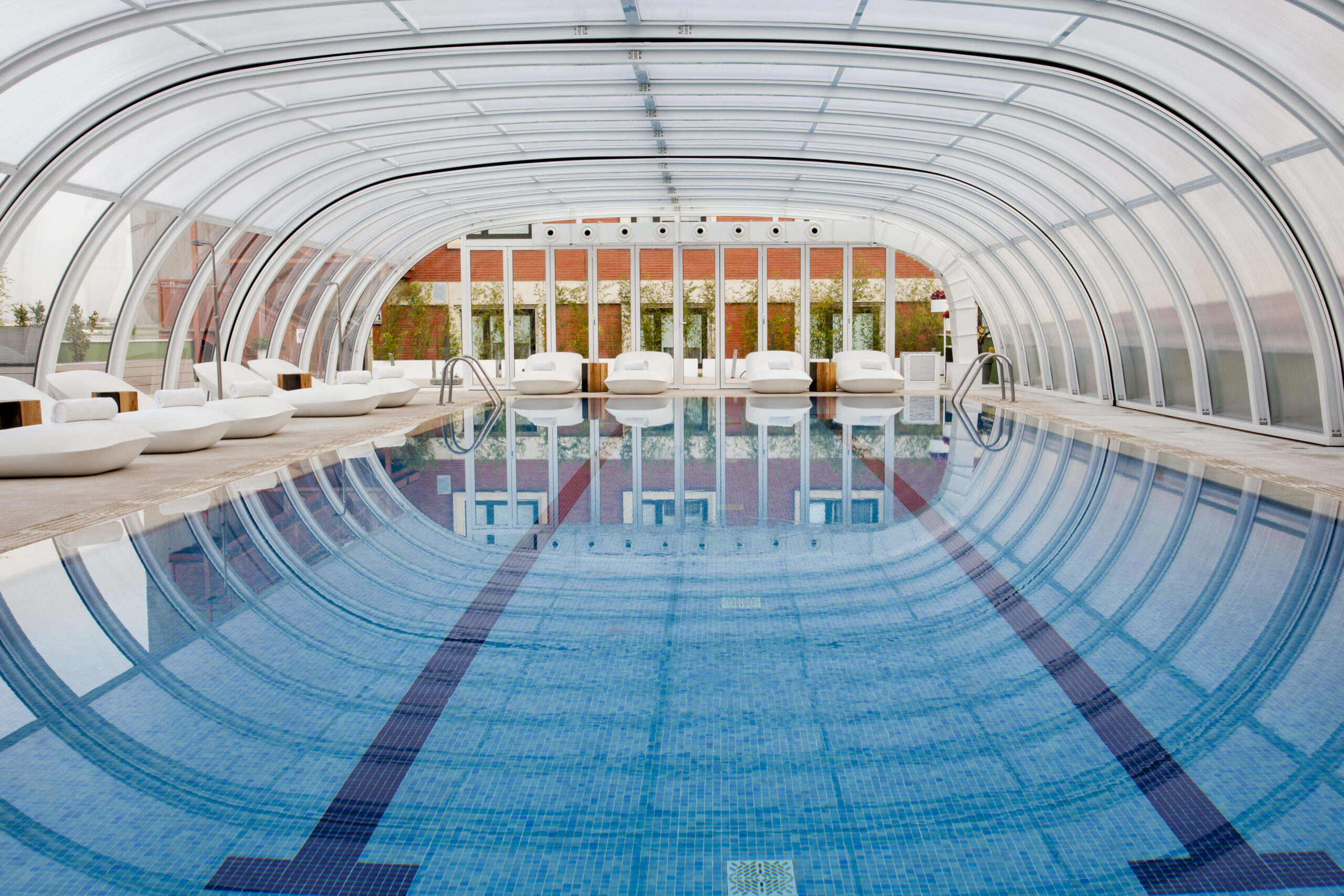 Piscina cubierta del Madrid Marriott Hotel Auditorium